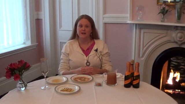 Cocktails with Colleen - Spiced Apple Mimosa смотреть онлайн