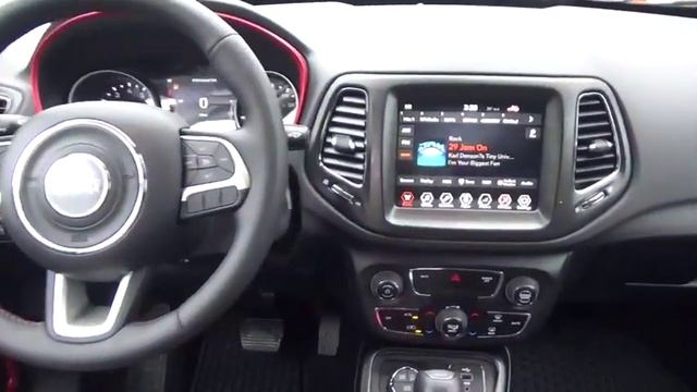 2018 Jeep Compass Fort Collins CO 8876G-1 смотреть онлайн