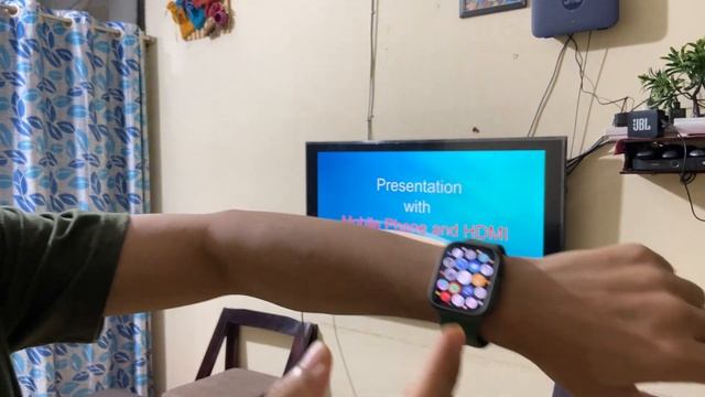 Present with Apple Watch and iPhone смотреть онлайн