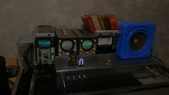 plasma fuzz. prototype 1. demo. #plasma #tesla #distortion #fuzz смотреть онлайн