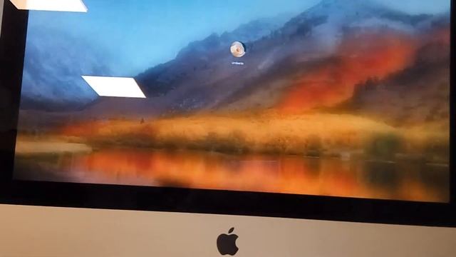 iMac 21.5' del 2010 8GB Fastizzato con SSD!  #macfaaast смотреть онлайн