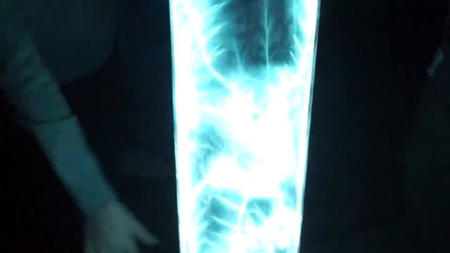 Тесла Шоу смотреть онлайн