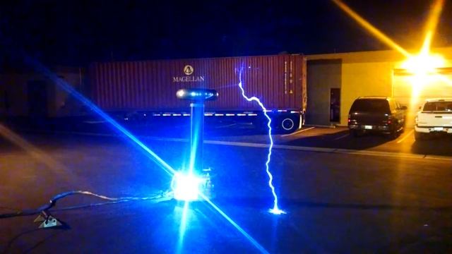 Tesla Coil 2 - 10-22-2016 смотреть онлайн