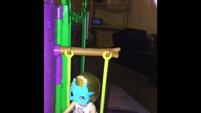 Unboxing Chelsea and her treehouse смотреть онлайн