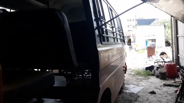 Emergency exit in school bus,how to make folding seat смотреть онлайн