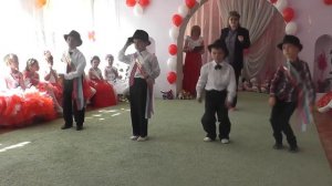 танец сыщиков