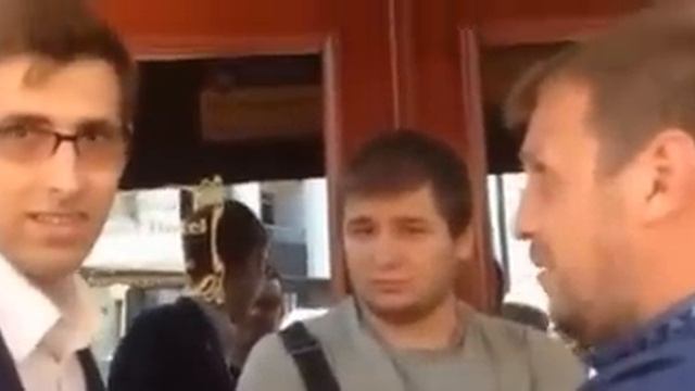 Одесский «Автомайдан» блокирует в отеле польскую делегацию