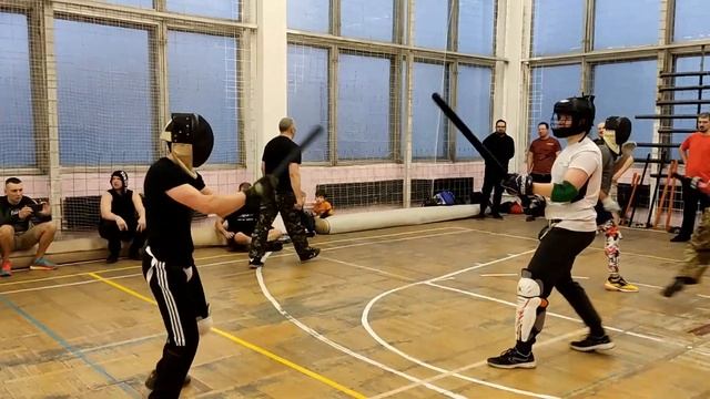 23 открытый оружейный ковёр в Потоке смотреть онлайн