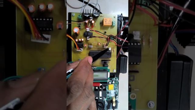 Android Based Vehicle Theft Detection using GPS modem смотреть онлайн
