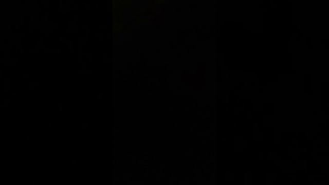 Pranking my auntie like somebody knocking on her window at night смотреть онлайн