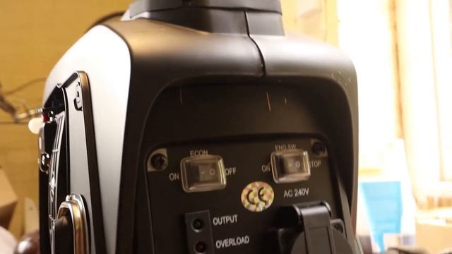 Instant Power Portable Suitcase Inverter Petrol Generator 4 Stroke 2.6HP 800W 12V 230V смотреть онлайн