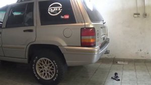 Jeep GRAND CHEROKEE ZJ v8 5.2 Sound - Flo Pro Vrs Flowmaster 🎧
