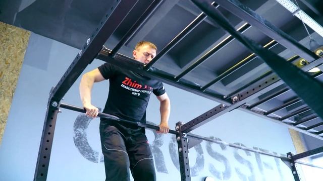 ВЫХОД СИЛОЙ смотреть онлайн