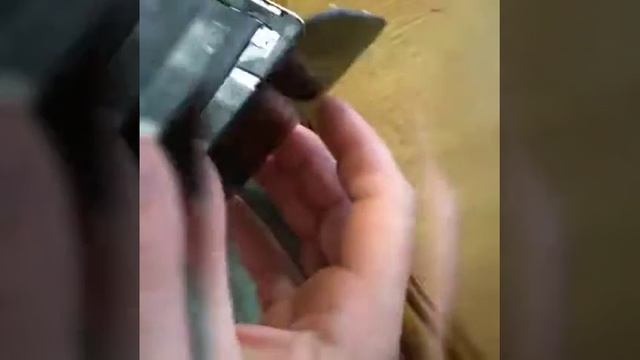 замена задней панели на АЙФОН 4 смотреть онлайн