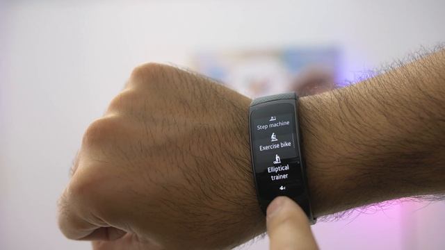 Samsung Gear Fit 2 Review: Samsung's Best Wearable!