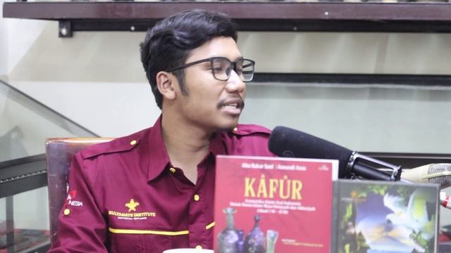 Ngobrolin 2 Museum Sultanate Institute di Solo & Tapanuli Tengah смотреть онлайн