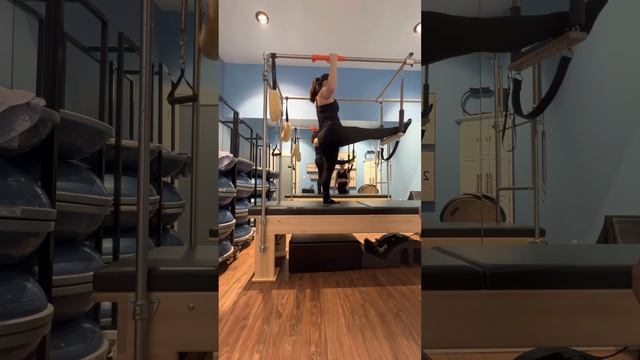 Pull ups on Cadillac Pt. 1 смотреть онлайн