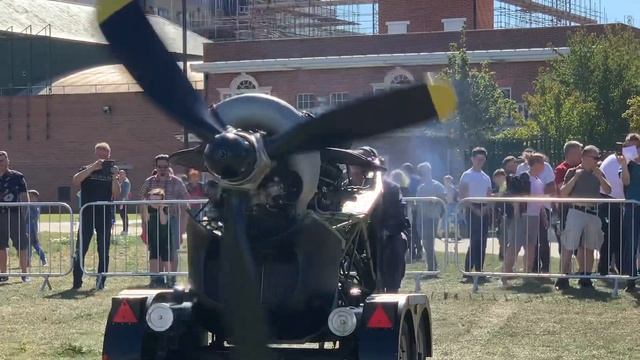 Rolls Royce Merlin Spitfire Engine Run смотреть онлайн