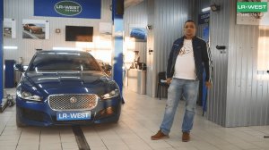 Jaguar XE или BMW 335i. Стоимость и мощность Ягуара равная БМВ. Делайте выбор сами.