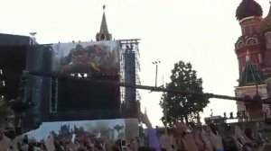 Группа Linkin Park выступила в Москве с песней Numb