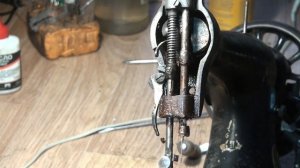 Зингер 15-й класс.  14 кг монолитного ржавого металла....