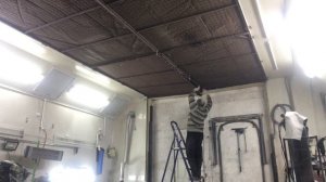 Замена потолочных фильтров