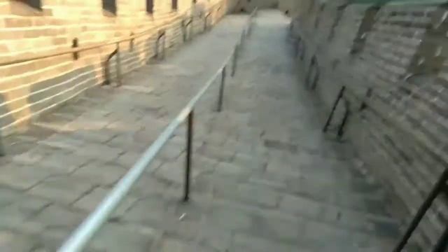 Is the Badaling Great Wall of China Falling Apart?  Find out some facts смотреть онлайн