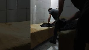 Грязелечебница. Как принимают грязевые обёртывания.