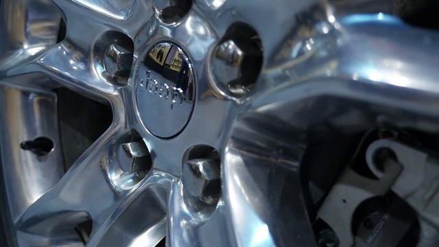 Jeep Grand Cherokee 3.0 V6 Diesel Summit - Auto Show Barcelona 2015 смотреть онлайн