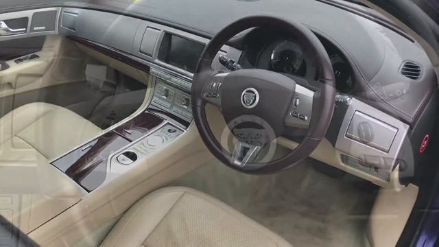 JAGUAR XF 3.0 V6 PORTFOLIO 4d AUTO 240 BHP смотреть онлайн