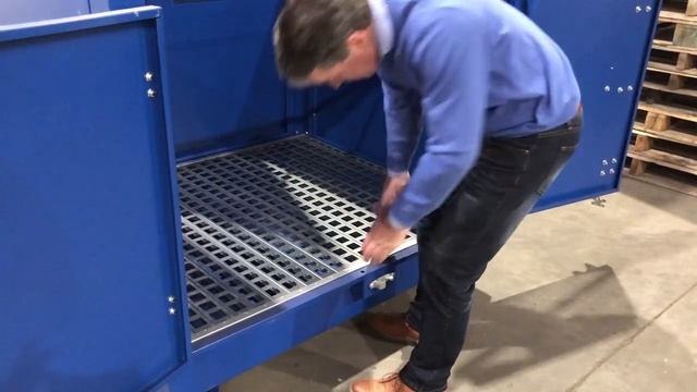 Quatrex Covered Spill Pallet-Lift смотреть онлайн