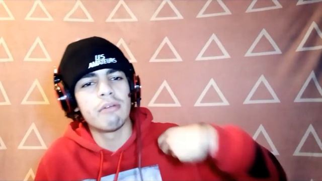 علاش كيقمعوني الساطات ف Omegle 😥😌 смотреть онлайн