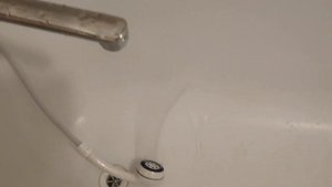 Обогреватель воды Zanussi   Видео 3 включение в сеть и нагрев воды