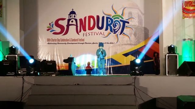 Yuan Rafael (6 year old singer) singing Open Arms смотреть онлайн