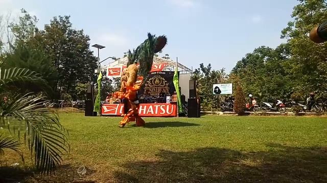 reog ponorogo di acara anniversary ZECponorogo daihatsu zebra club / kesenian asli ponorogo смотреть онлайн