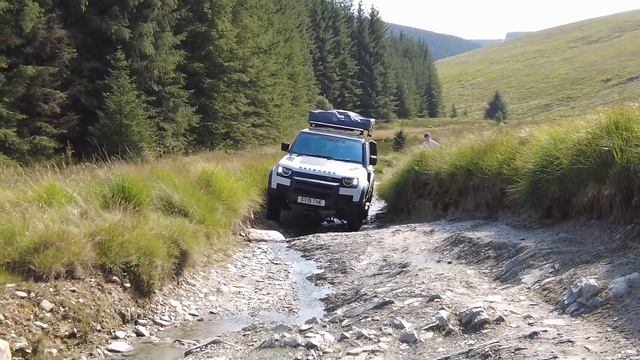 NEW Land Rover Defender L663 Off Road VS Strata Florida Mountain Trail Wales - Full Version смотреть онлайн