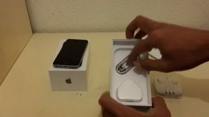 iPhone SE 64GB Unboxing