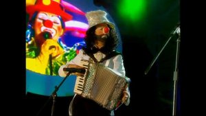 Два клоуна Парвиз Назаров и Алия Есен - Blue canary