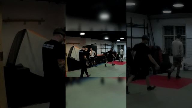 Хэдшот. Ножевой бой. #shorts смотреть онлайн