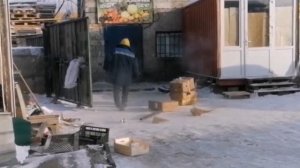 Взорвал пивную кегу под давлением