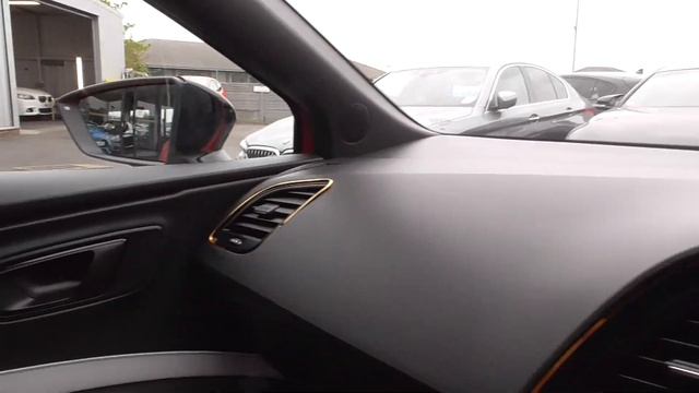 SEAT Leon 2.0L TSI CUPRA смотреть онлайн