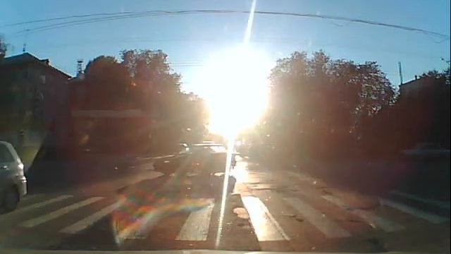 Чуть не Влетел в Прицеп смотреть онлайн