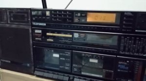 Telefunken Compact Studio HP-250 (I feel love by donna summer)