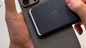 Official Apple iPhone FineWoven Wallet with MagSafe - Black Review