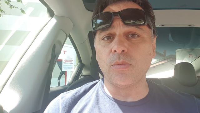 Spotify Premium Tesla: funziona anche in wi-fi con connettività standard. смотреть онлайн