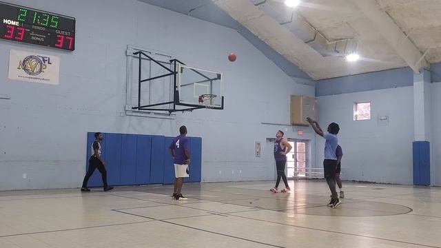 M.E.S.L Sunday Draft League Ur Mom's Fav Team Defeated Purple Desiel Final 70-69 смотреть онлайн