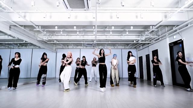 EVERGLOW - SLAY dance practice mirrored