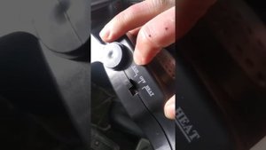 Автомобильный керамический обогреватель салона Auto Heater HJ-704 Ceramic Fan 12