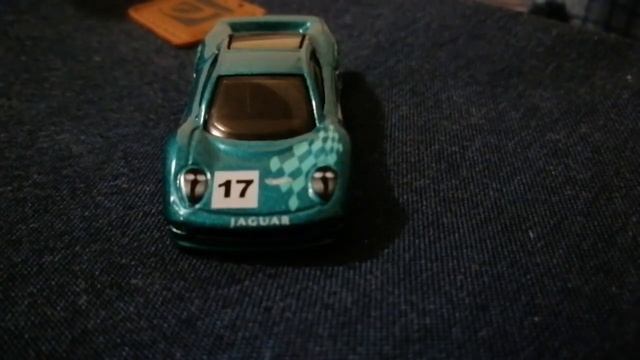 Hot Wheels Jaguar XJ220 смотреть онлайн