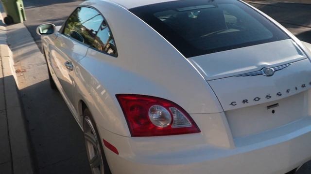 Chrysler Crossfire 2004 - Walk-Around & Exterior Functions (1 of 2) смотреть онлайн